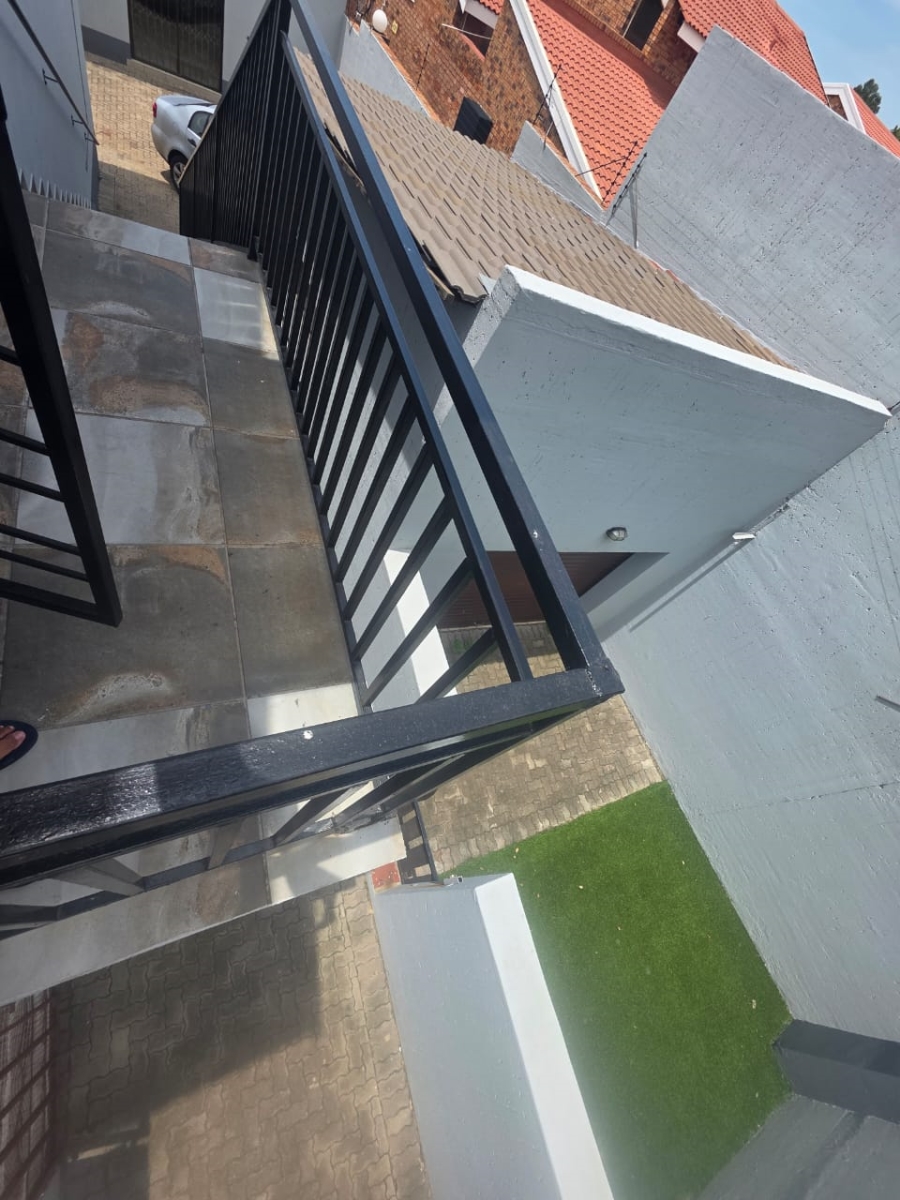 2 Bedroom Property for Sale in Vaalpark Free State